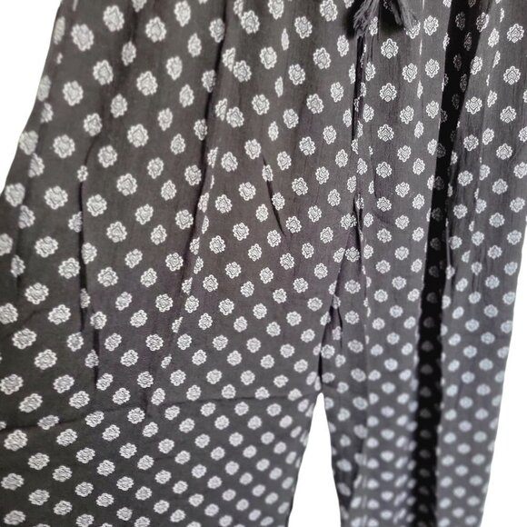 EXIST Juniors Ruched Split Hem Tie Back Jumpsuit Black | M - Picture 8 of 13